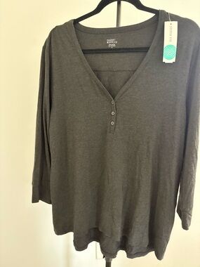 Market & Spruced Heathered Gray Long-Sleeve V-Neck Henley
